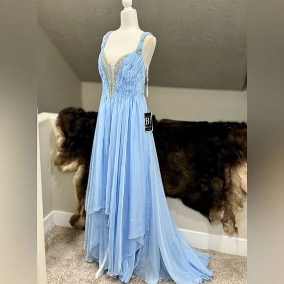 New Gorgeous Light Blue Beaded Chiffon Gown With Shawl - Picture 14 of 16